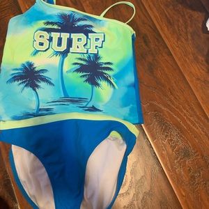 Cute swim suit 2 piece